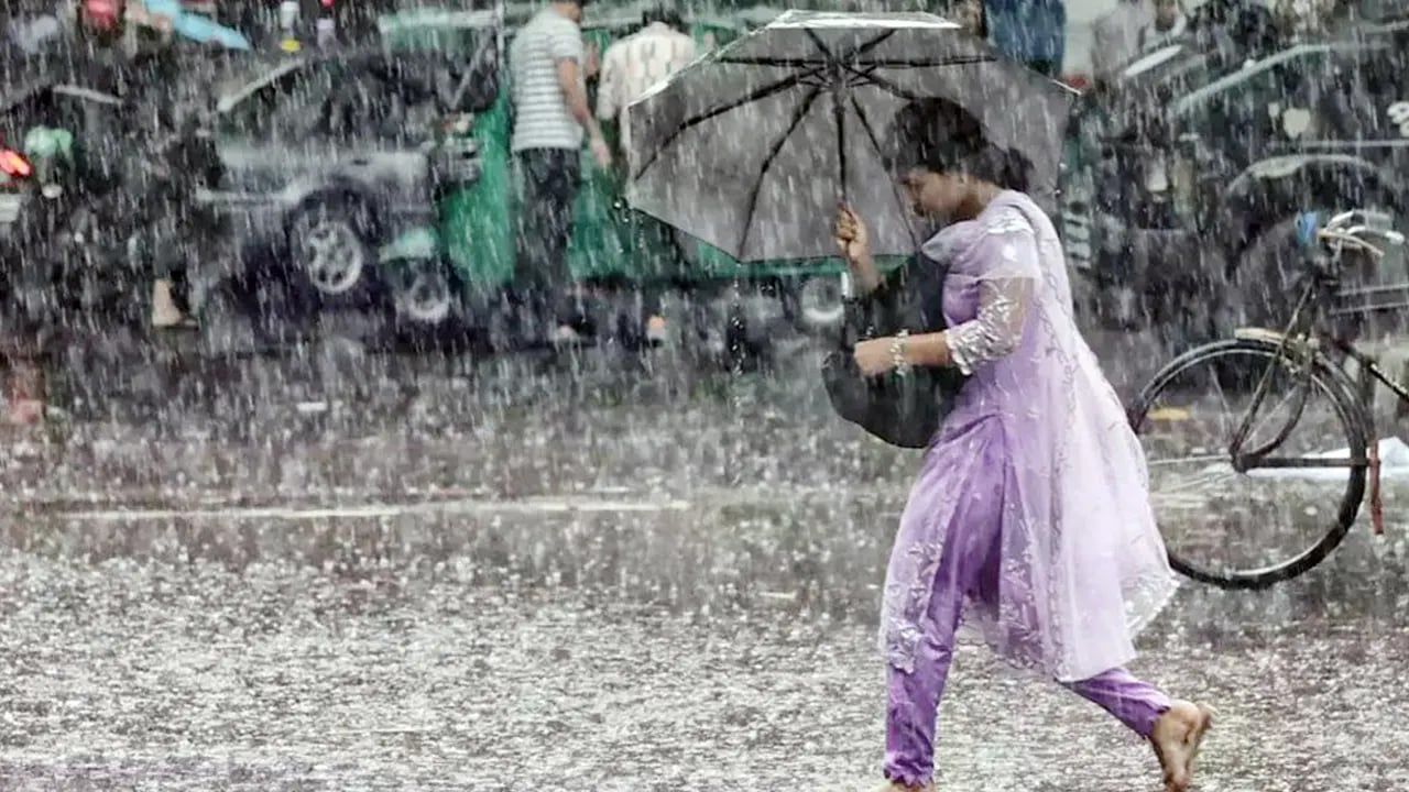 বর্ষায় স্বাভাবিক বৃষ্টি হলেও তাপমাত্রা বেশি থাকবে