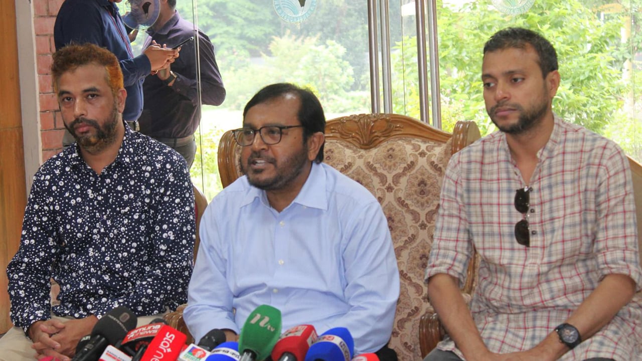 তত্ত্বাবধায়ক সরকার ছাড়া গণতন্ত্র আবার হুমকিতে পড়বে : এবি পার্টি
