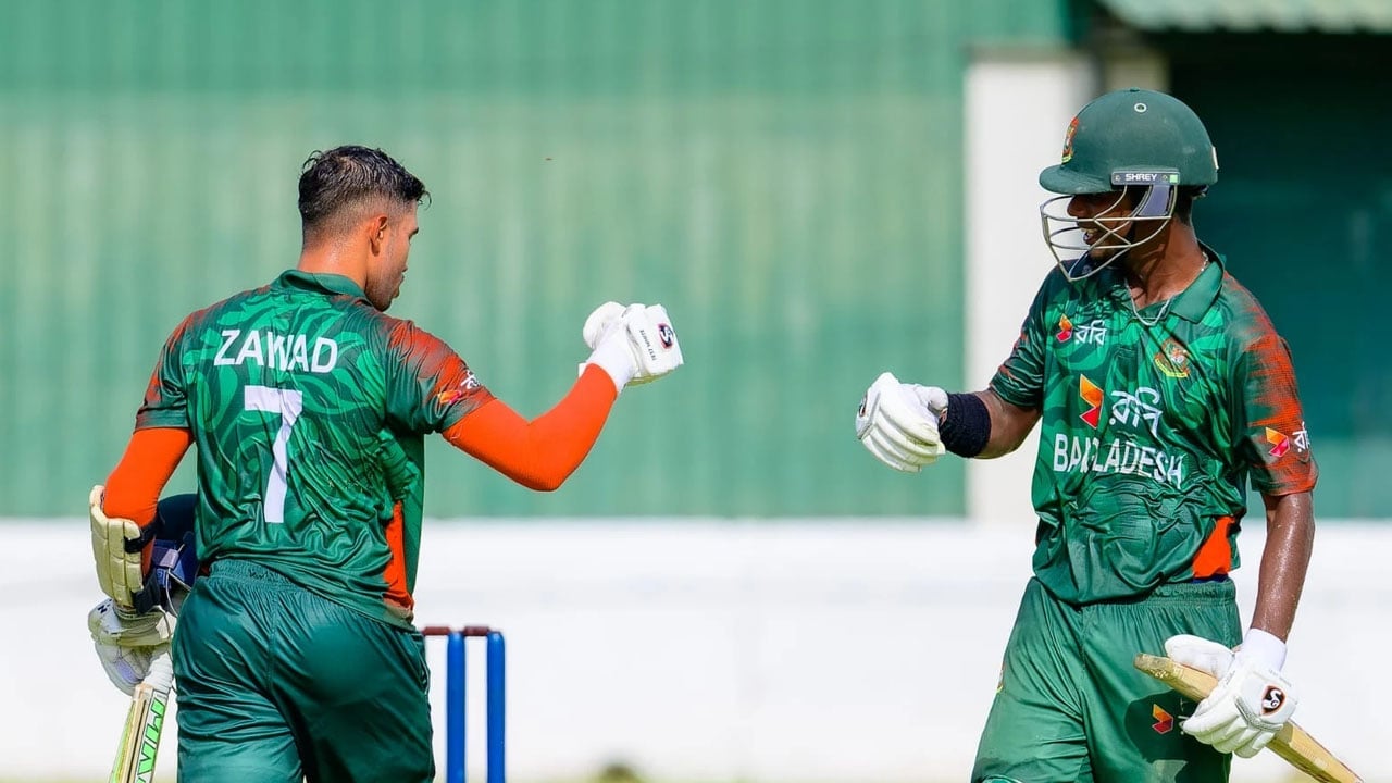 জিম্বাবুয়েকে হারিয়ে টেবিলের শীর্ষে বাংলাদেশ