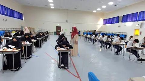 বিদেশি কেন্দ্র থেকে এইচএসসি পাস ২০৯ শিক্ষার্থী