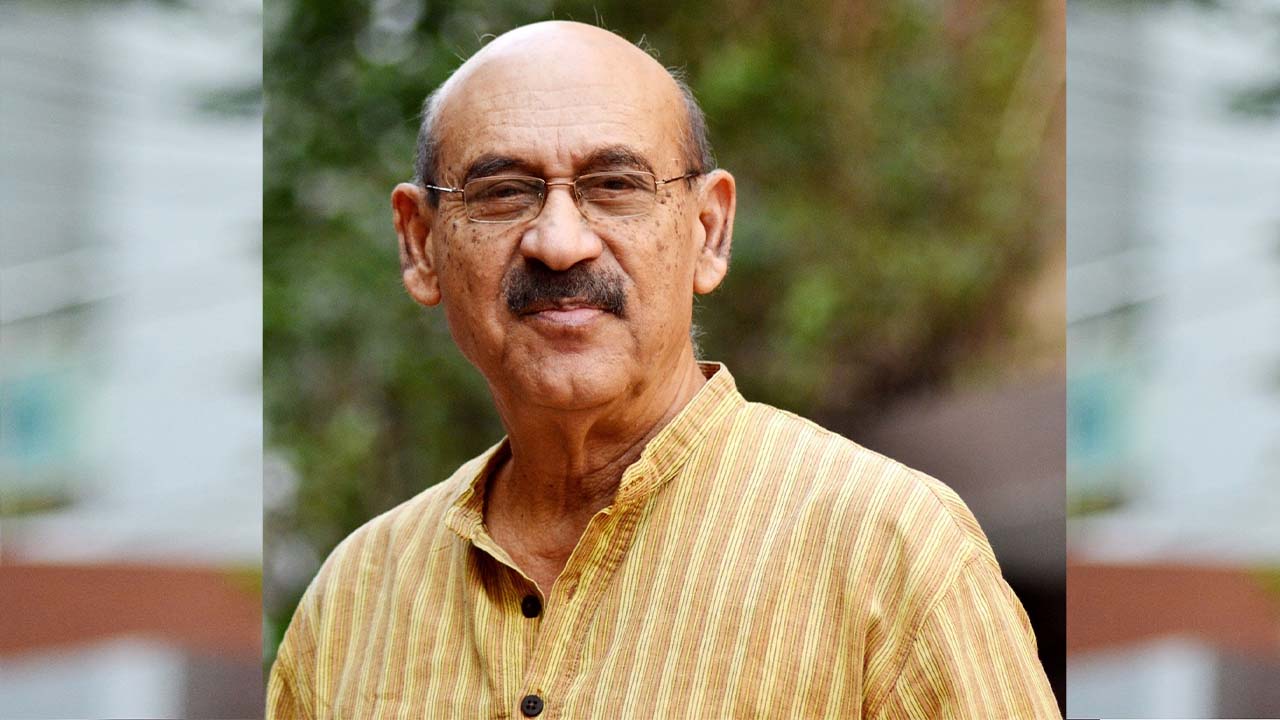 বিটিভির চট্টগ্রাম কেন্দ্রের জন্য নির্মিত নাটকে আবুল হায়াত