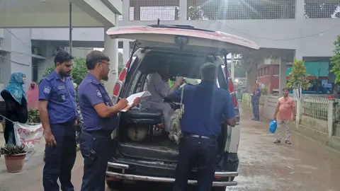 ধামরাইয়ে সিএনজি-পিকআপের মুখোমুখি সংঘর্ষে নিহত ৩