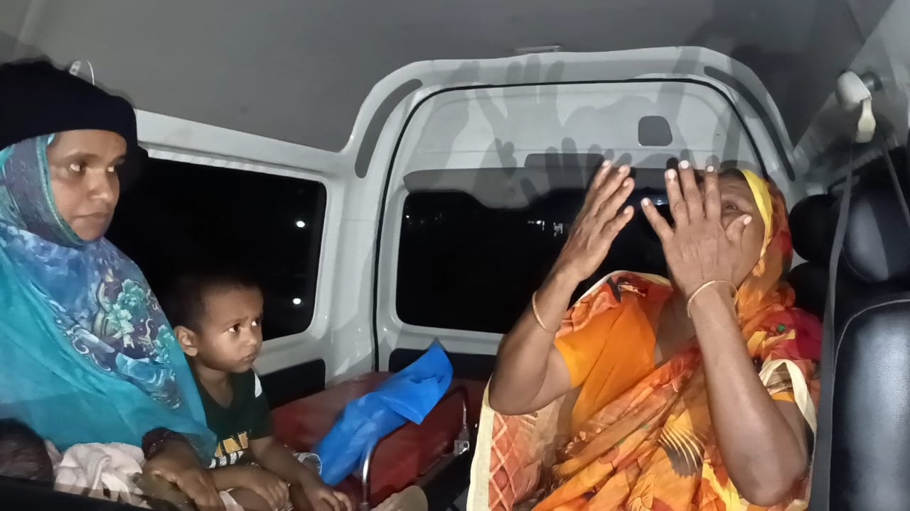 অ্যাম্বুলেন্স সিন্ডিকেটের কবলে পড়ে প্রাণ গেলো নবজাতকের