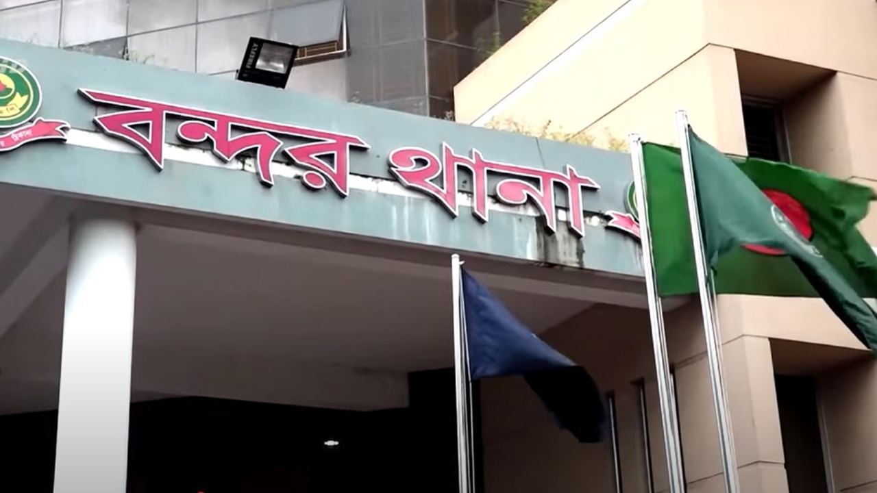 পুলিশ কর্মকর্তাকে কুপিয়ে জখম, ১৮ আ.লীগ সন্ত্রাসী গ্রেপ্তার