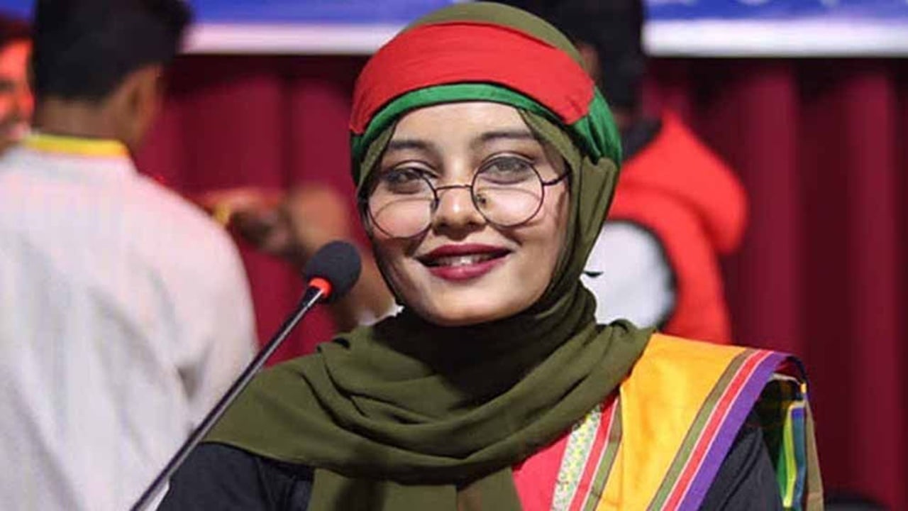 রাজনীতি ছাড়ার ঘোষণা দিলেন বৈষম্যবিরোধী নেত্রী লিজা