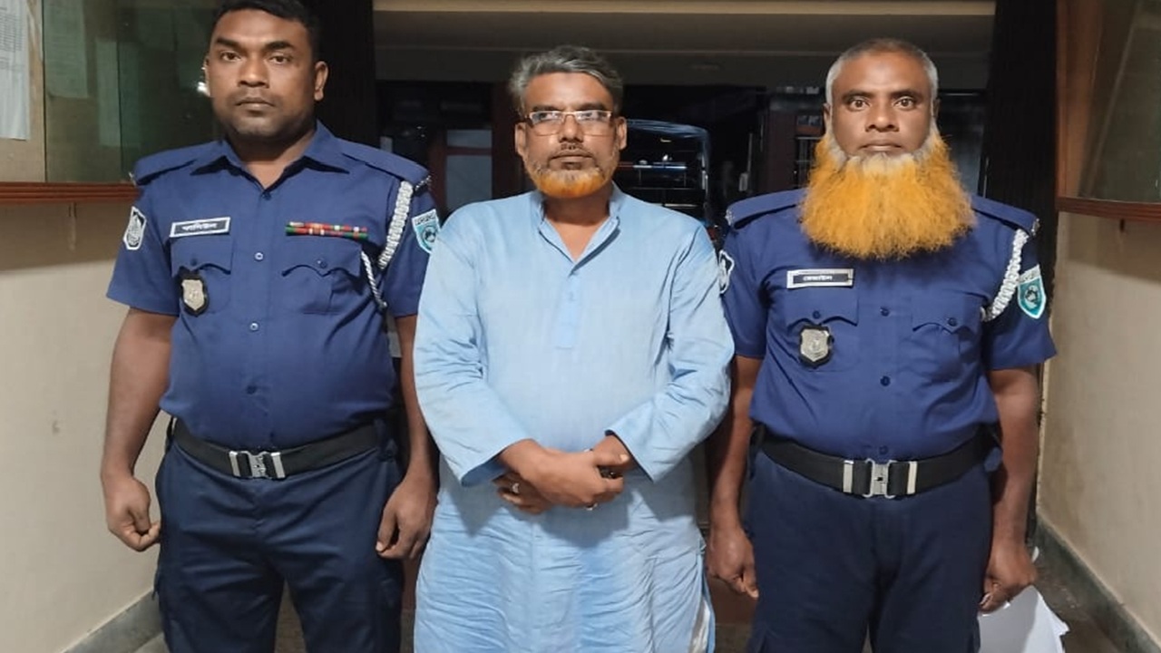 কাউনিয়ায় আওয়ামী লীগ নেতা শফিকুল গ্রেপ্তার