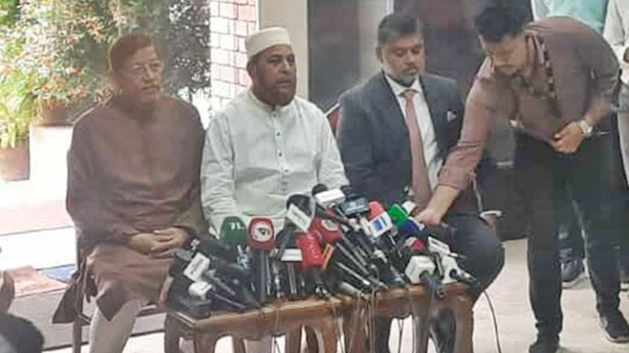 জুলাই সনদ নিয়ে নির্বাচনের আগেই গণভোট চায় জামায়াত