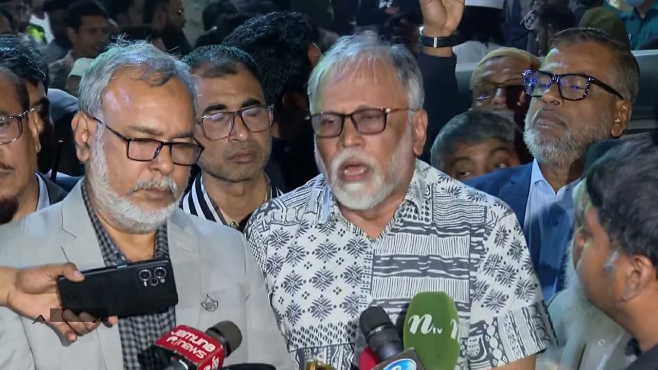 হাদির মস্তিষ্ক ক্ষতিগ্রস্ত, ৭২ ঘণ্টা অতি সংকটাপন্ন: বিশেষ সহকারী