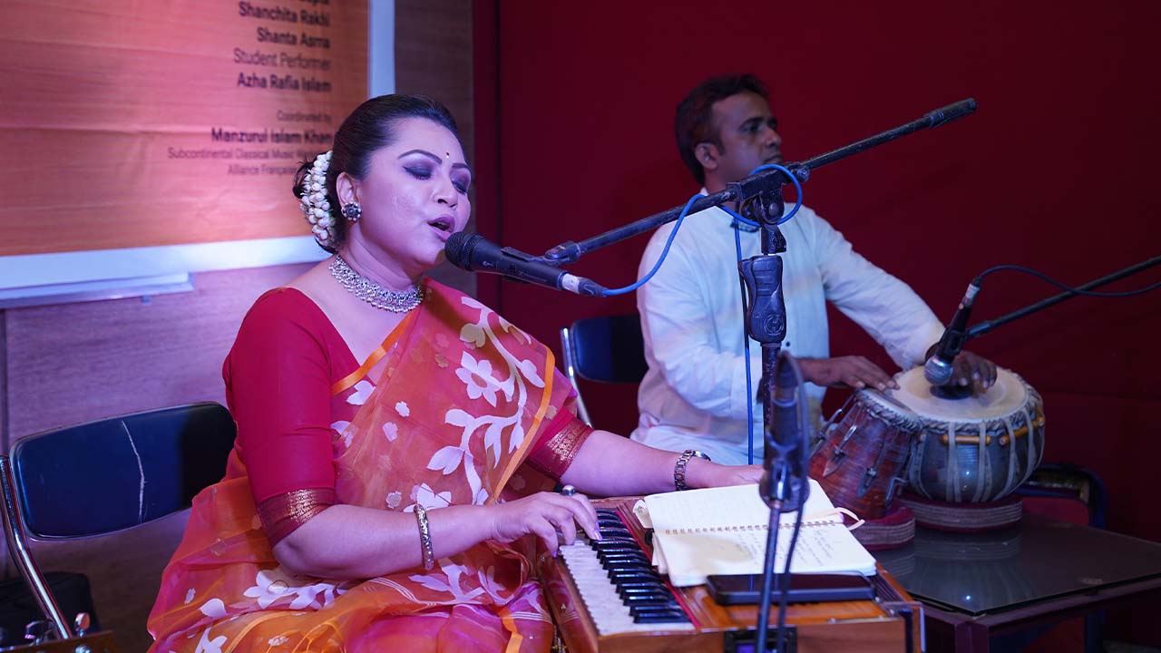ধানমন্ডিতে শাস্ত্রীয় সঙ্গীতের এক সুরেলা সন্ধ্যা