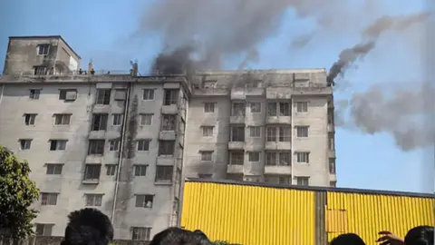 কেরাণীগঞ্জে প্লাস্টিক কারখানার আগুন নিয়ন্ত্রণে, নিহত ১