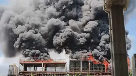 মহাখালীর ব্রিটিশ টোব্যাকো ভবনের আগুন নিয়ন্ত্রণে
