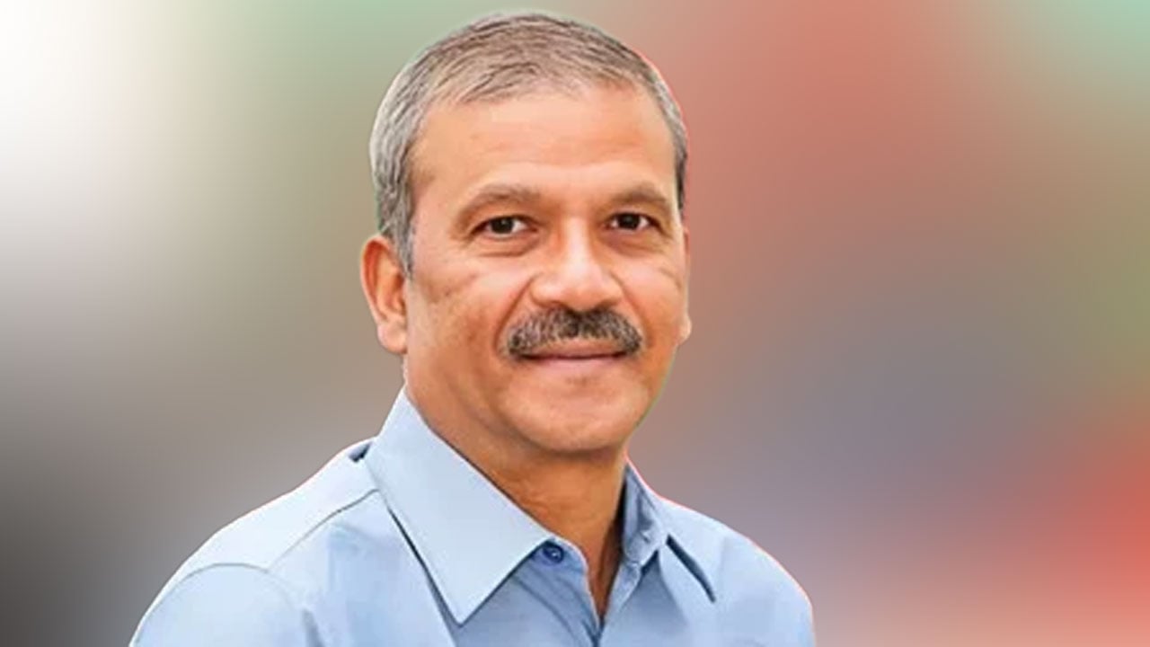 শপথ নিয়ে অন্তর্বর্তীকালীন সরকার সময় ক্ষেপন করবে না