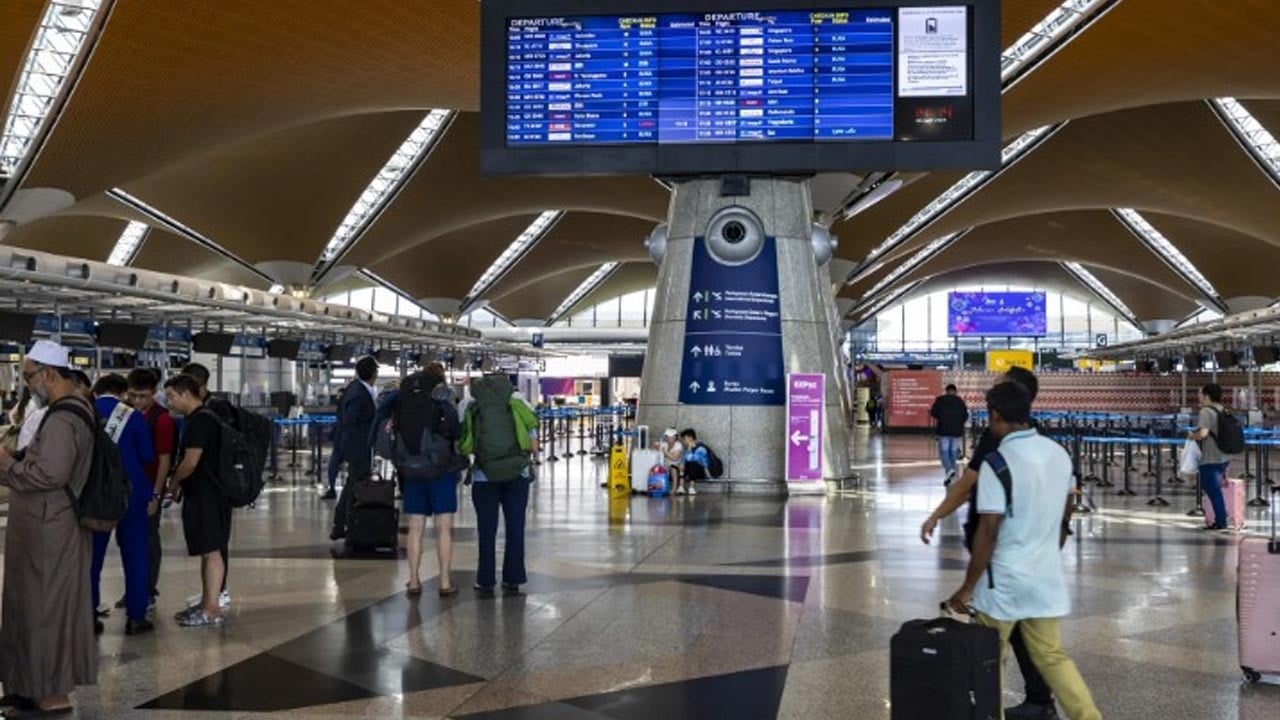 ইসরাইলি পাসপোর্টধারীদের আটকাচ্ছে মালয়েশিয়া