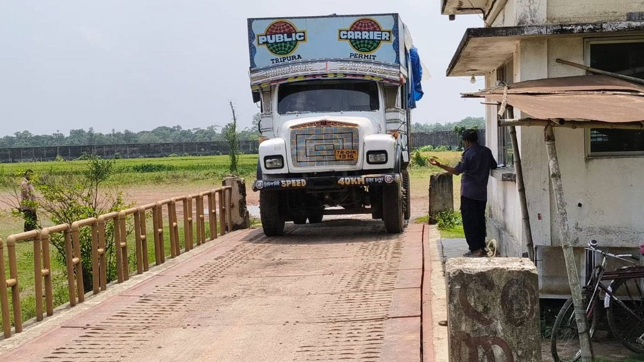 আখাউড়া স্থলবন্দর দিয়ে ৩৬ টন জিরা আমদানি