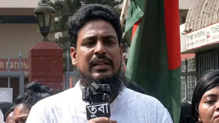 সরকারের সমালোচনা করলেই গ্রেপ্তার, এটা মানবাধিকারের লঙ্ঘন: আখতার হোসেন