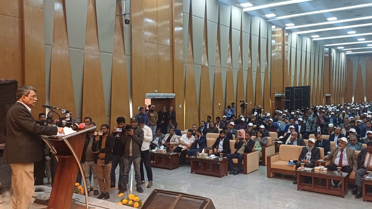 ‘হ্যাঁ’-এর প্রার্থী আপনি আমি আমরা সবাই: আলী রীয়াজ