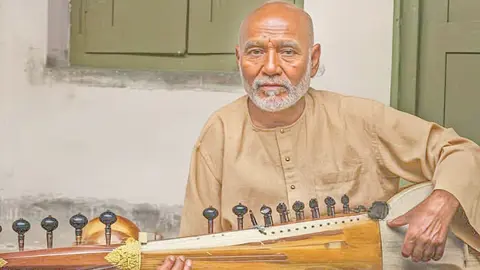 ধ্বংসের পথে সুরসম্রাট ওস্তাদ আলাউদ্দিন খাঁর জন্মভিটা