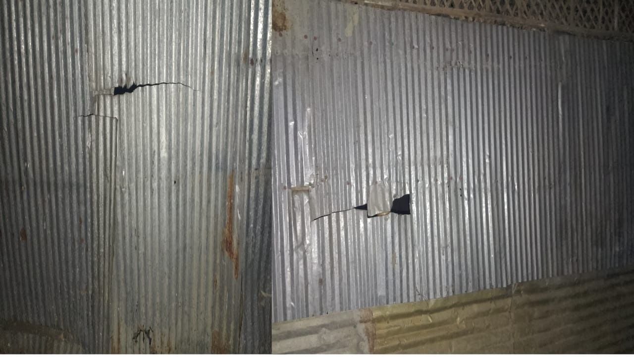 গঙ্গাচড়ায় আমার দেশ প্রতিনিধির বাড়িতে সন্ত্রাসী হামলা, বাবা-মাসহ আহত ৩