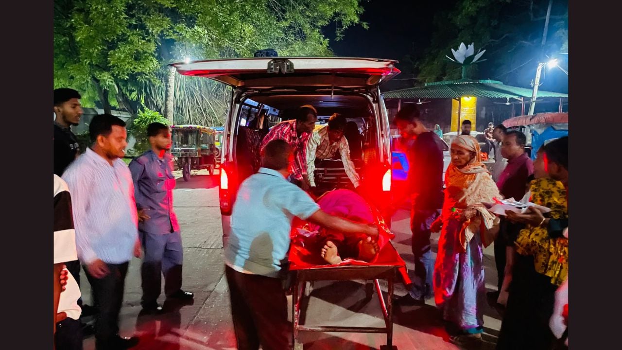 অপারেশনের মাঝপথে রেফার্ড করা হলো প্রসূতিকে