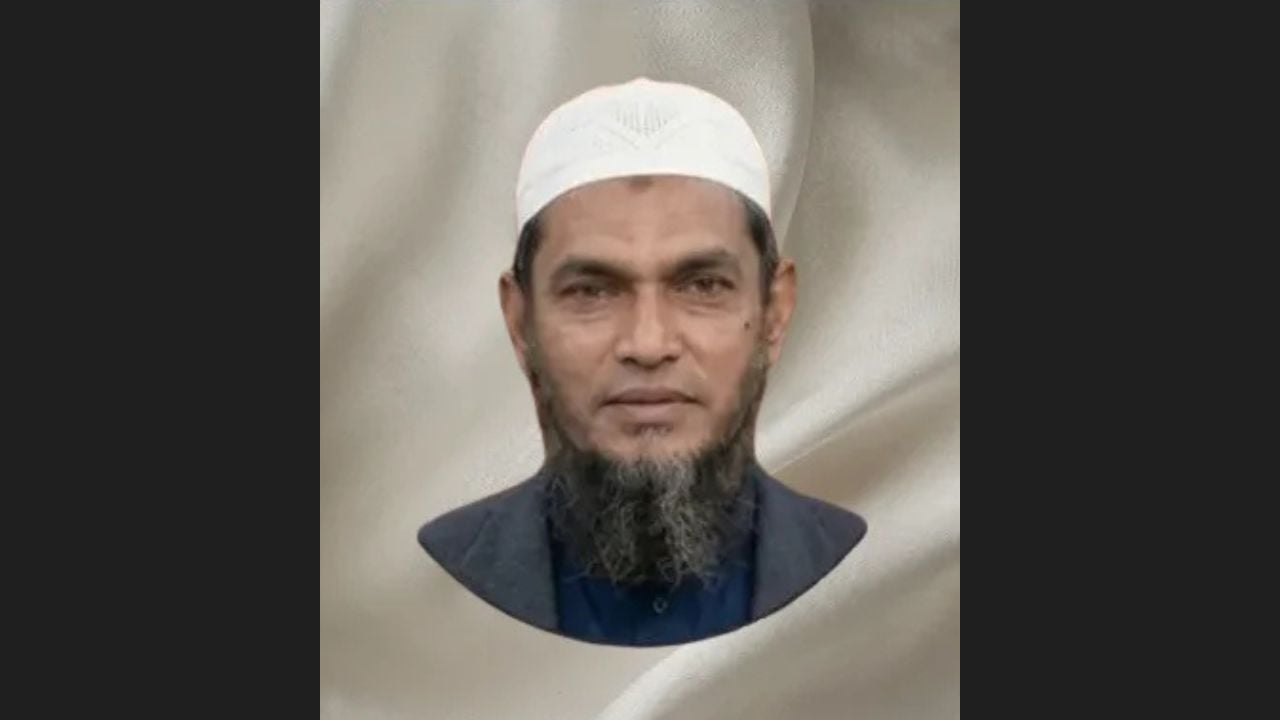 সড়ক দুর্ঘটনায় নিভে গেল মাদরাসাশিক্ষকের সুখের প্রদীপ