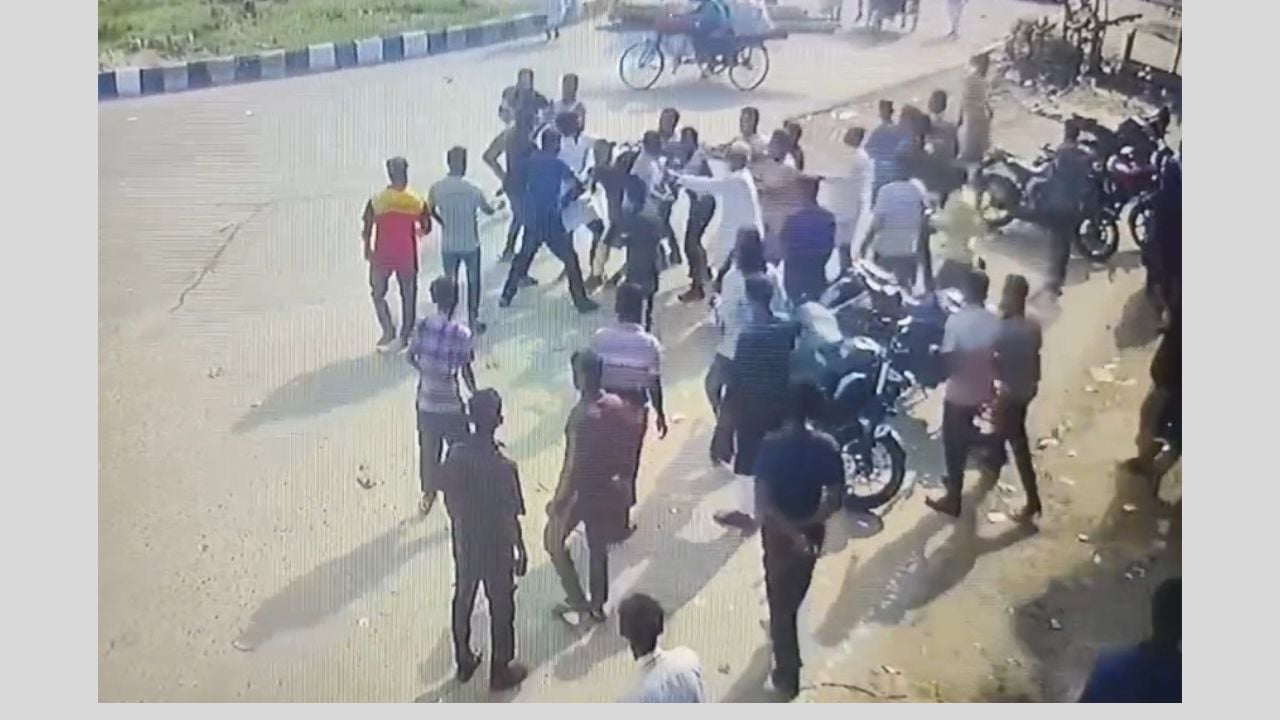 শিবচরে হাইওয়ে বাসস্ট্যান্ডে দুপক্ষের পাল্টাপাল্টি ধাওয়া, গুলিবর্ষণ আহত ৩