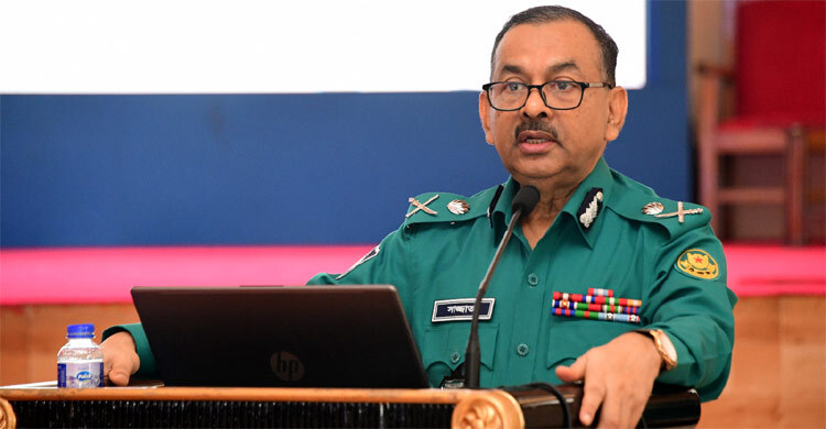 ঢাকায় ৮৯ পূজামণ্ডপ অধিক ঝুঁকিপূর্ণ: ডিএমপি কমিশনার