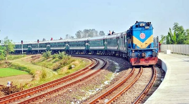 ট্রেনের টিকেট কালোবাজারি রোধে ২৩ টাস্কফোর্সের অভিযান