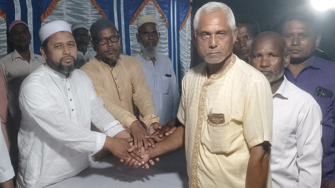 কিশোরগঞ্জে জামায়াতে যোগ দিলেন ৪ হিন্দু ধর্মাবলম্বী