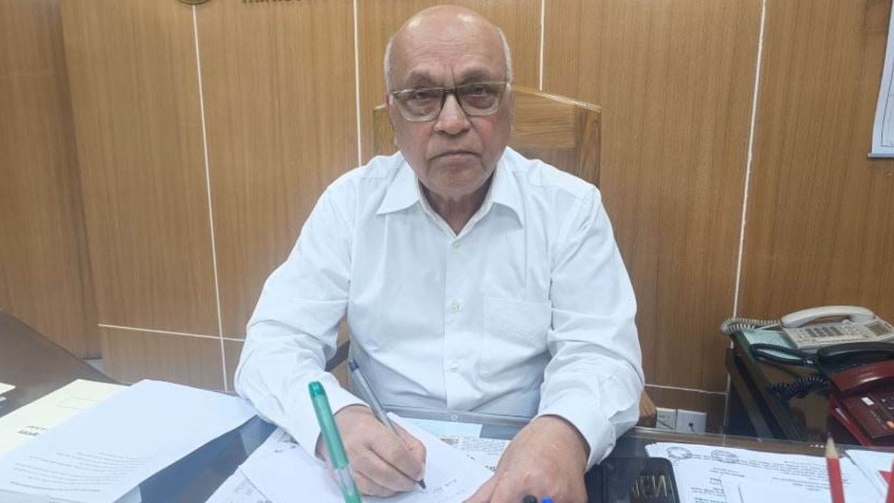টিআর কাবিখায় গরিব লোক গরিবই থেকে যাচ্ছে: ত্রাণ উপদেষ্টা