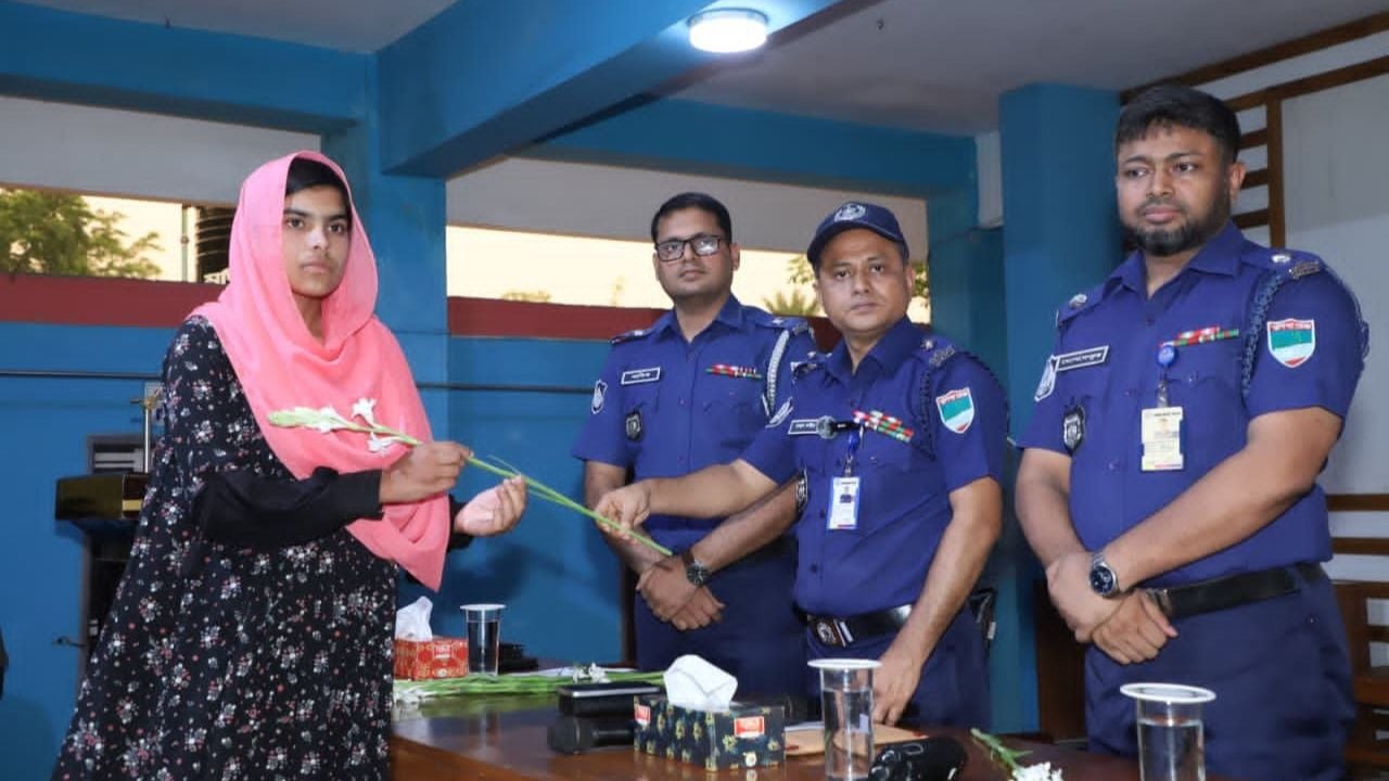 চুয়াডাঙ্গায় শতভাগ স্বচ্ছতায় ২১ কনস্টবল নিয়োগ