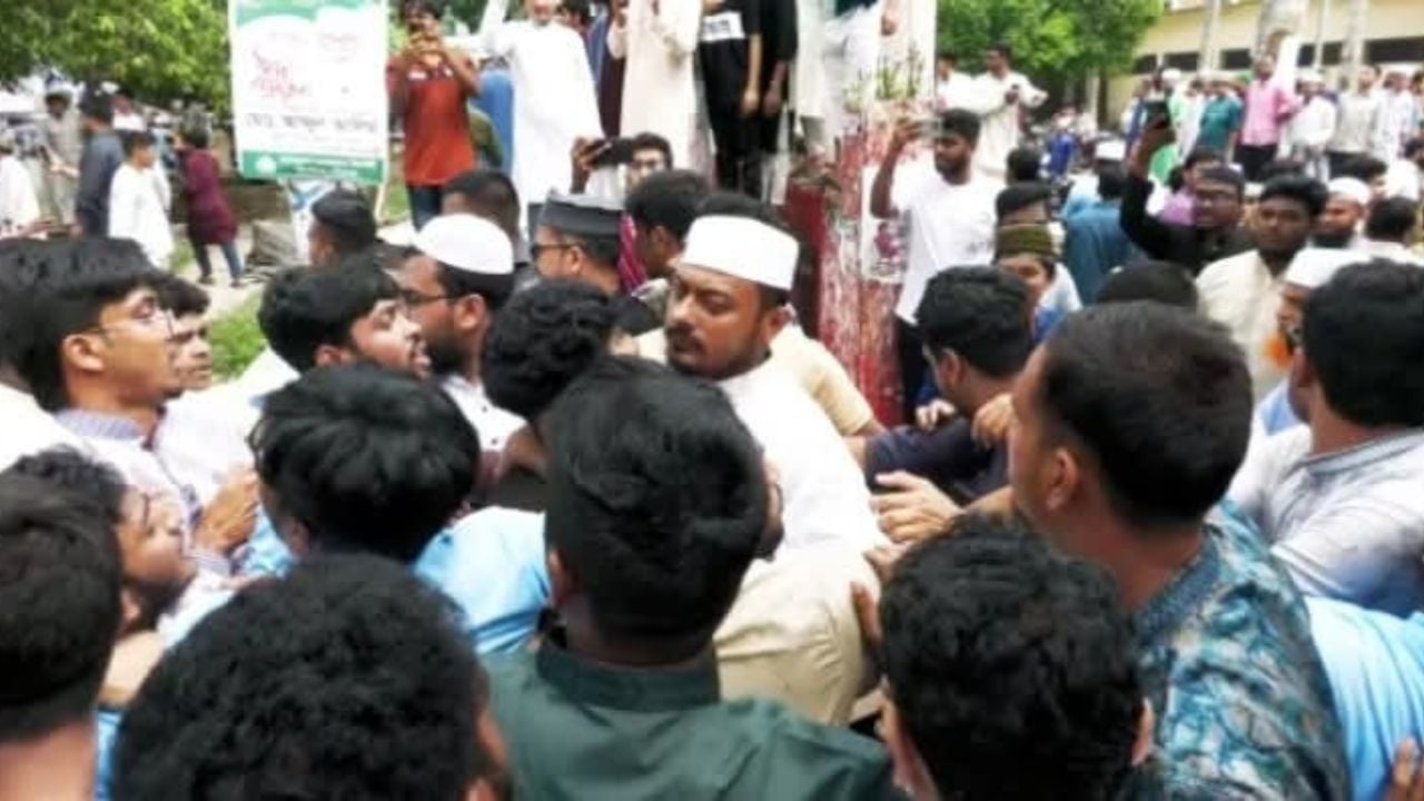 ঝিনাইদহে নাসীরুদ্দীন পাটওয়ারীর ওপর ছাত্রদলের হামলা