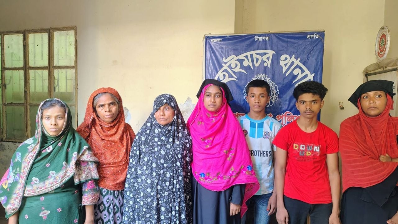 হাইমচরে আলোচিত হত্যার ঘটনায় নারীসহ গ্রেপ্তার ৭
