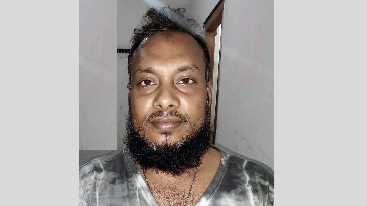 যুবদল নেতার ওপর ককটেল হামলা মামলায়, শ্রমিকলীগ নেতা গ্রেপ্তার