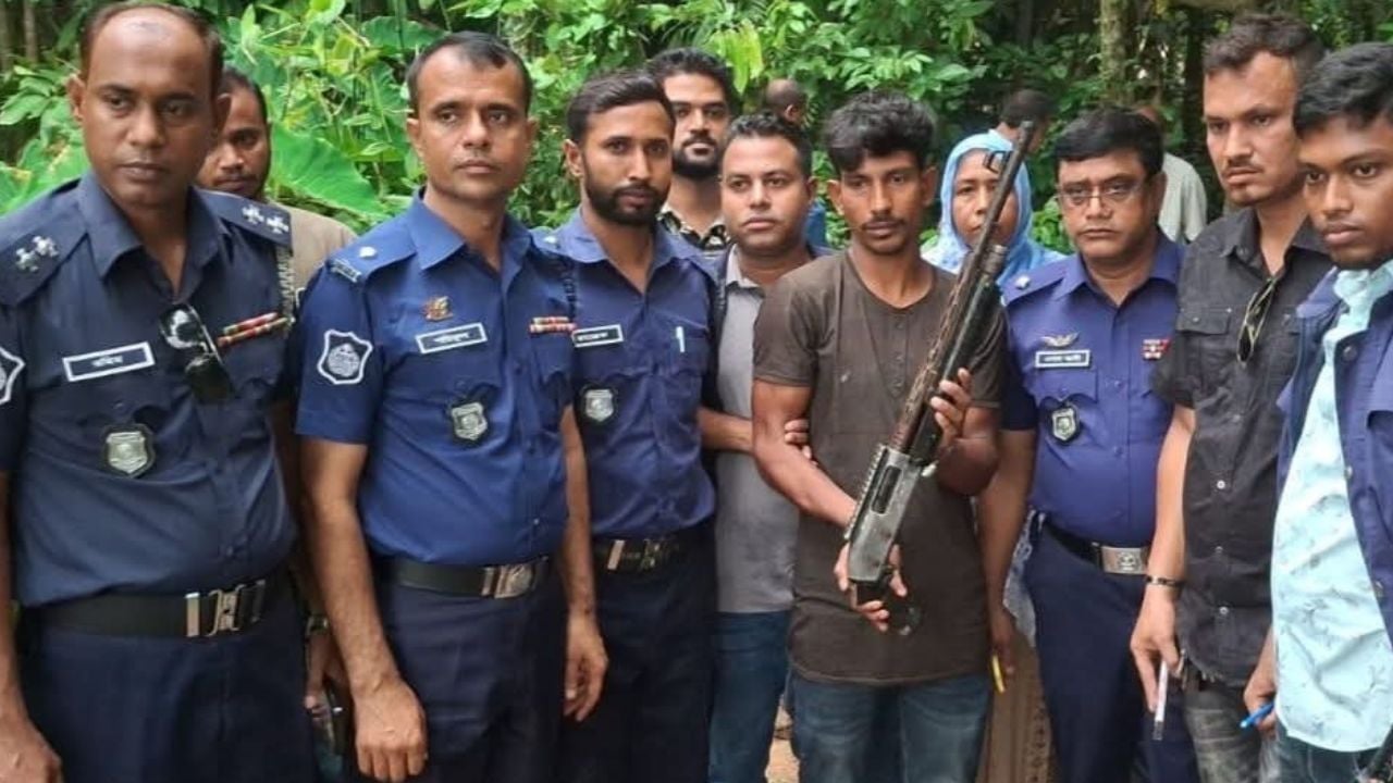 কাউখালী থানা পুলিশের অভিযানে শটগান উদ্ধার