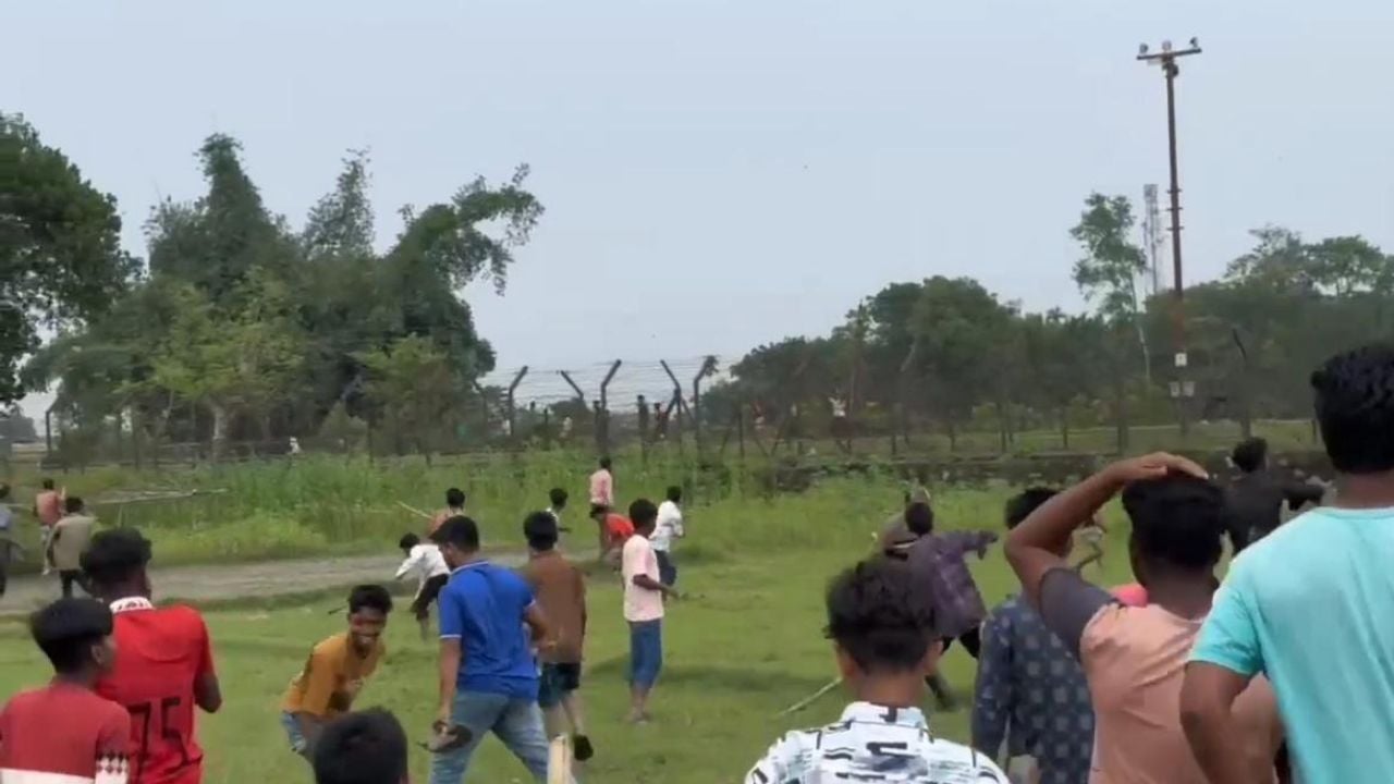 জামালপুরে বাংলাদেশিদের ধাওয়ায় পালাল ভারতীয়রা