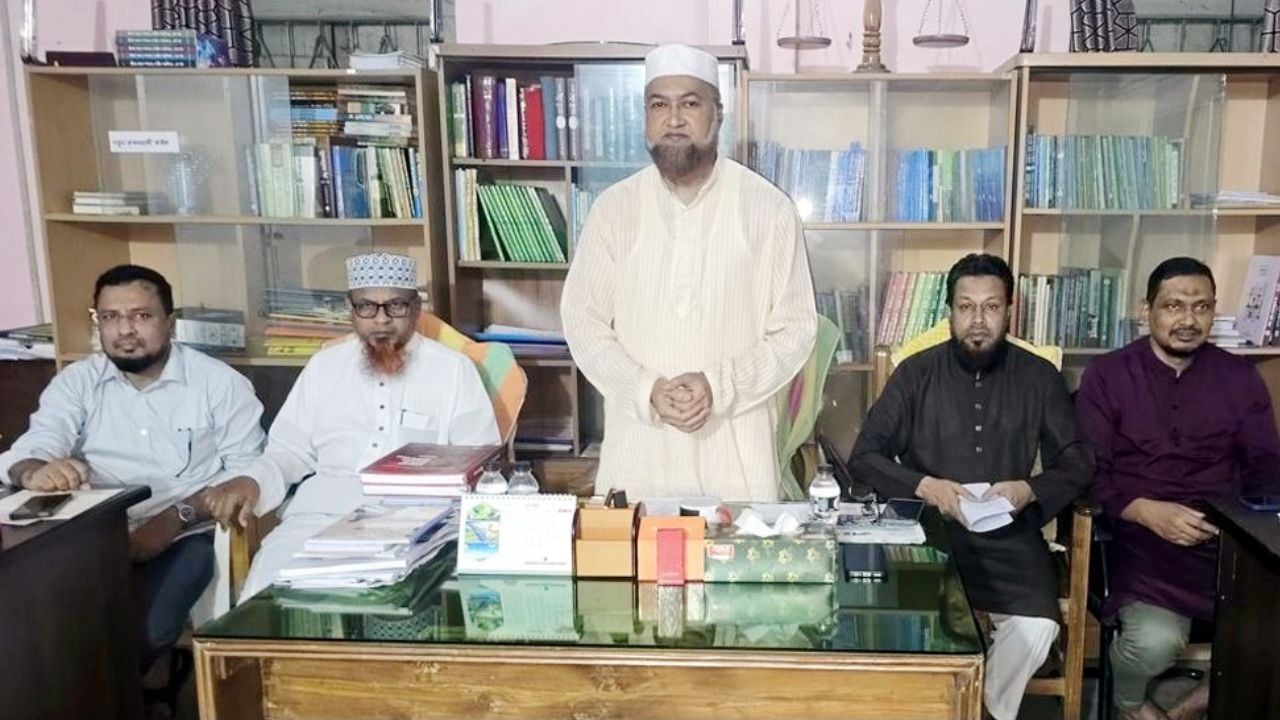 সিলেটের ডিসি সরওয়ারের প্রত্যাহার আদেশ বাতিল করুন