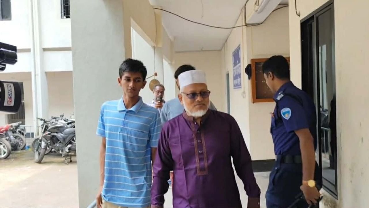 রায়পুরে মা ও ৩ মেয়েকে হত্যায় অজ্ঞাতদের নামে মামলা