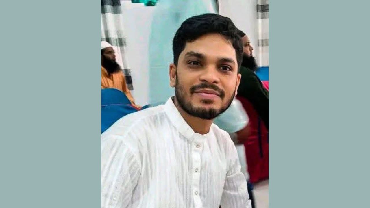 ৪৭তম বিসিএসে শিক্ষা ক্যাডারে ১ম হলেন হাজীগঞ্জের মামুন