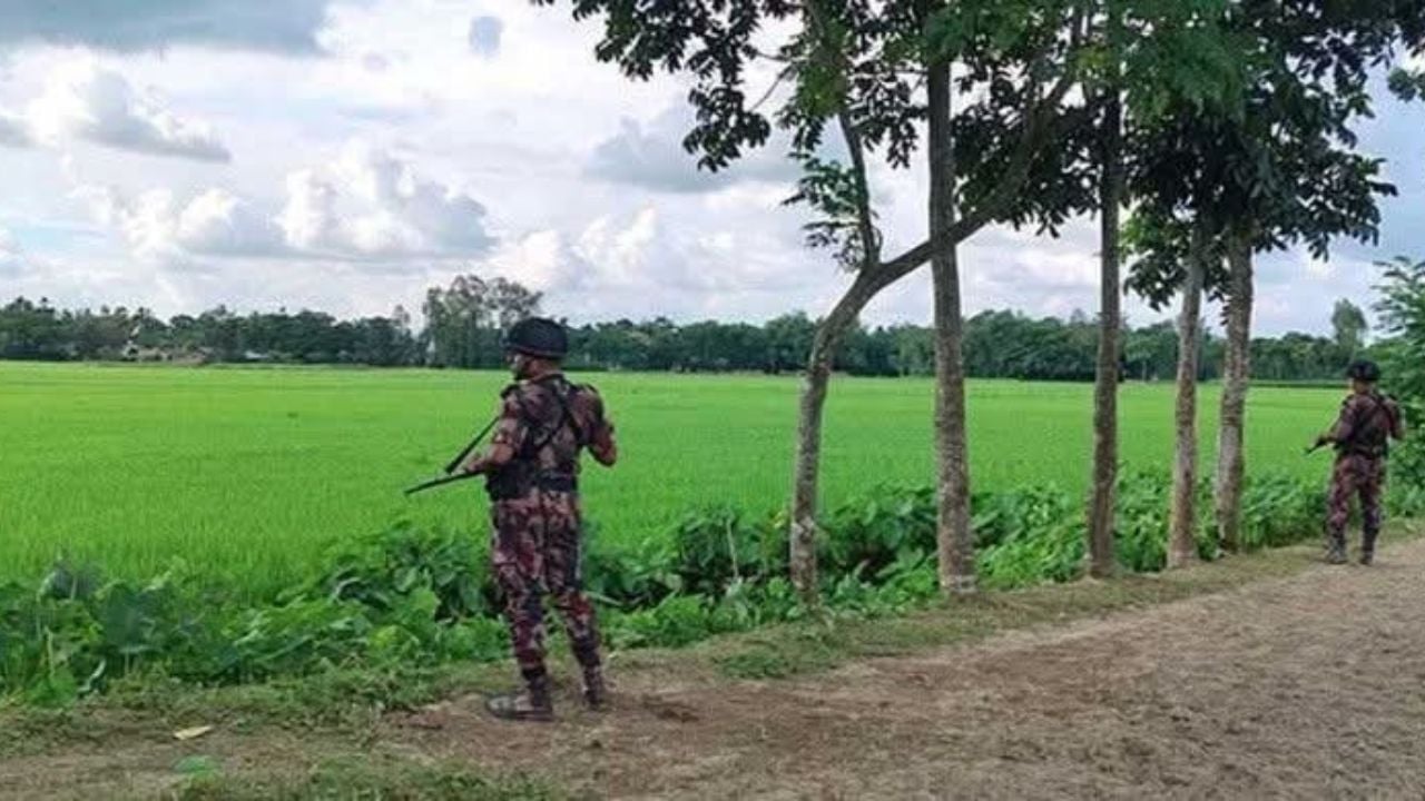 হাতীবান্ধা সীমান্তে বিএসএফের পুশইন চেষ্টা রুখে দিল বিজিবি