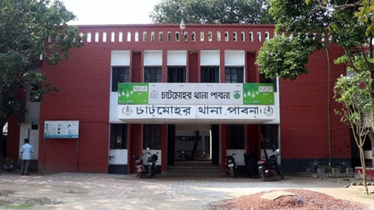চাটমোহরে বিদ্যুতায়িত হয়ে ছেলের মৃত্যু, মা আহত