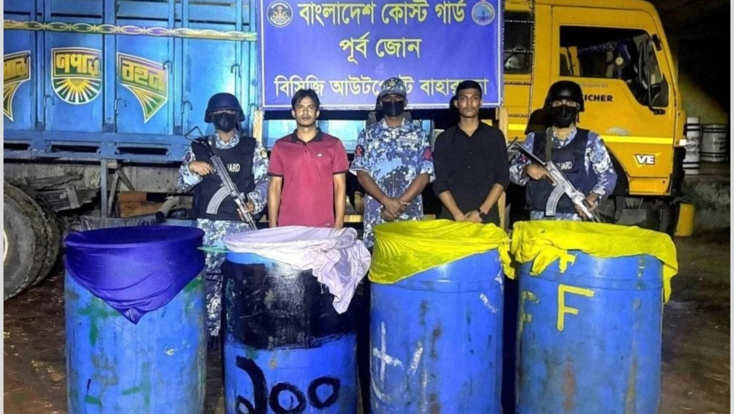 কক্সবাজারে ৬ কোটি টাকা মূল্যের অবৈধ চিংড়ি রেণু জব্দ