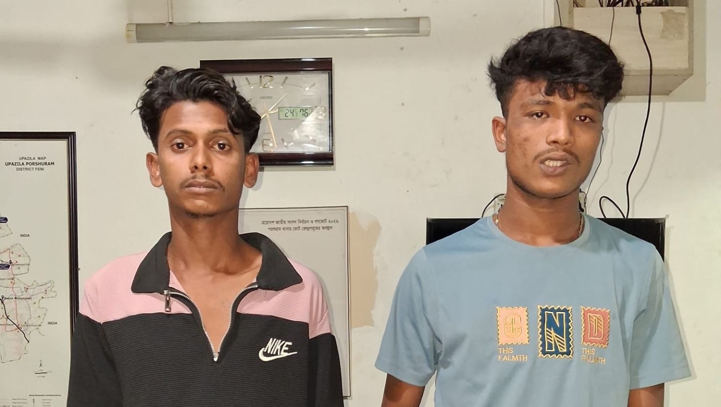 ‎পরশুরামে চাইনিজ কুড়ালসহ ২ ছিনতাইকারী গ্রেপ্তার