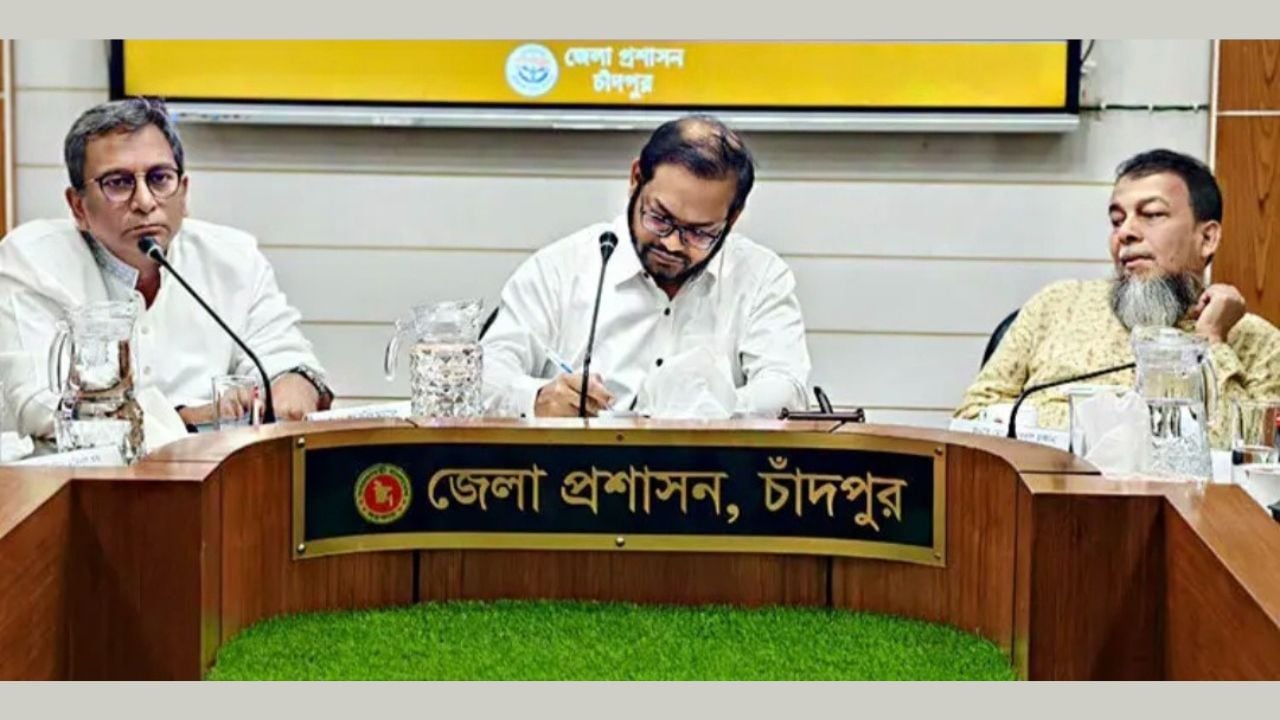 সরকারি সিদ্ধান্ত ছাড়া নদী থেকে বালু উত্তোলন করা যাবে না : এমপি মানিক