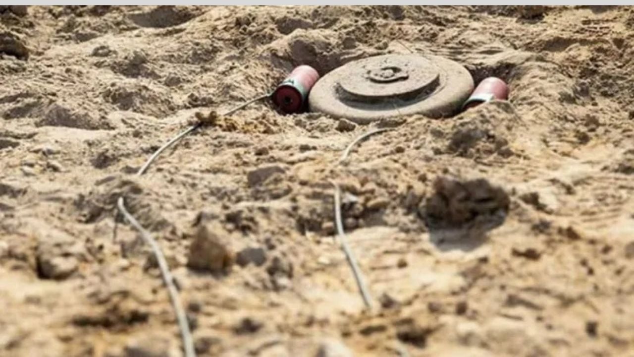 উখিয়ায় আবারও ল্যান্ডমাইন বিস্ফোরণ, আহত ১