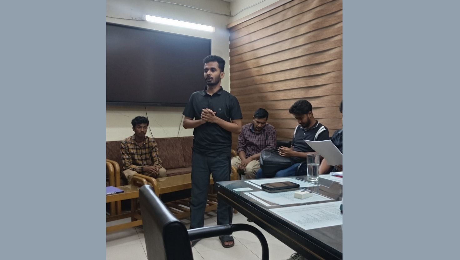 শাবিপ্রবির ছাত্রীকে মুঠোফোনে হেনস্তা, অভিযুক্তকে পুলিশে সোপর্দ