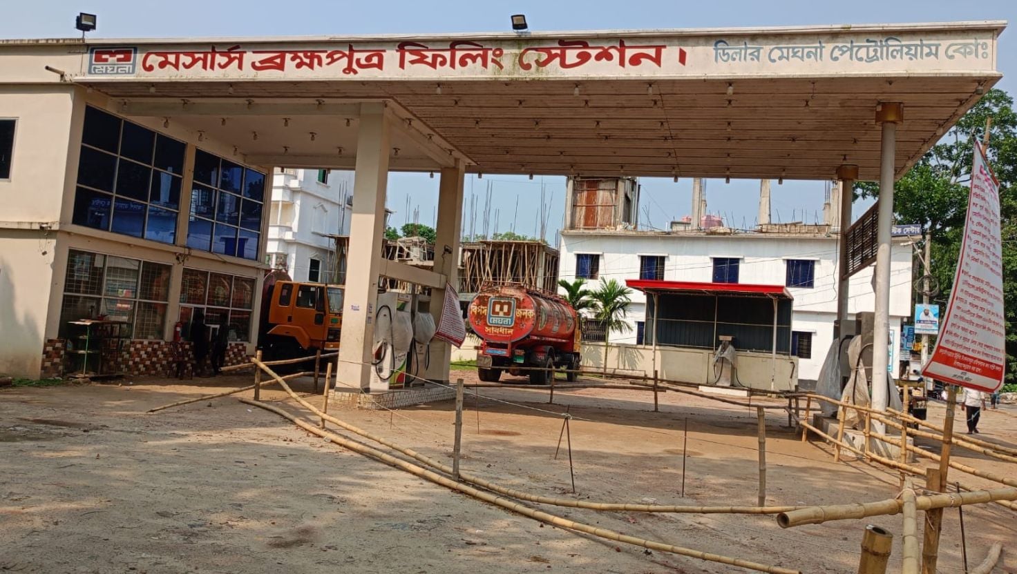 তেলবিহীন দুই সপ্তাহ, থমকে গেছে কুড়িগ্রামের জনজীবন