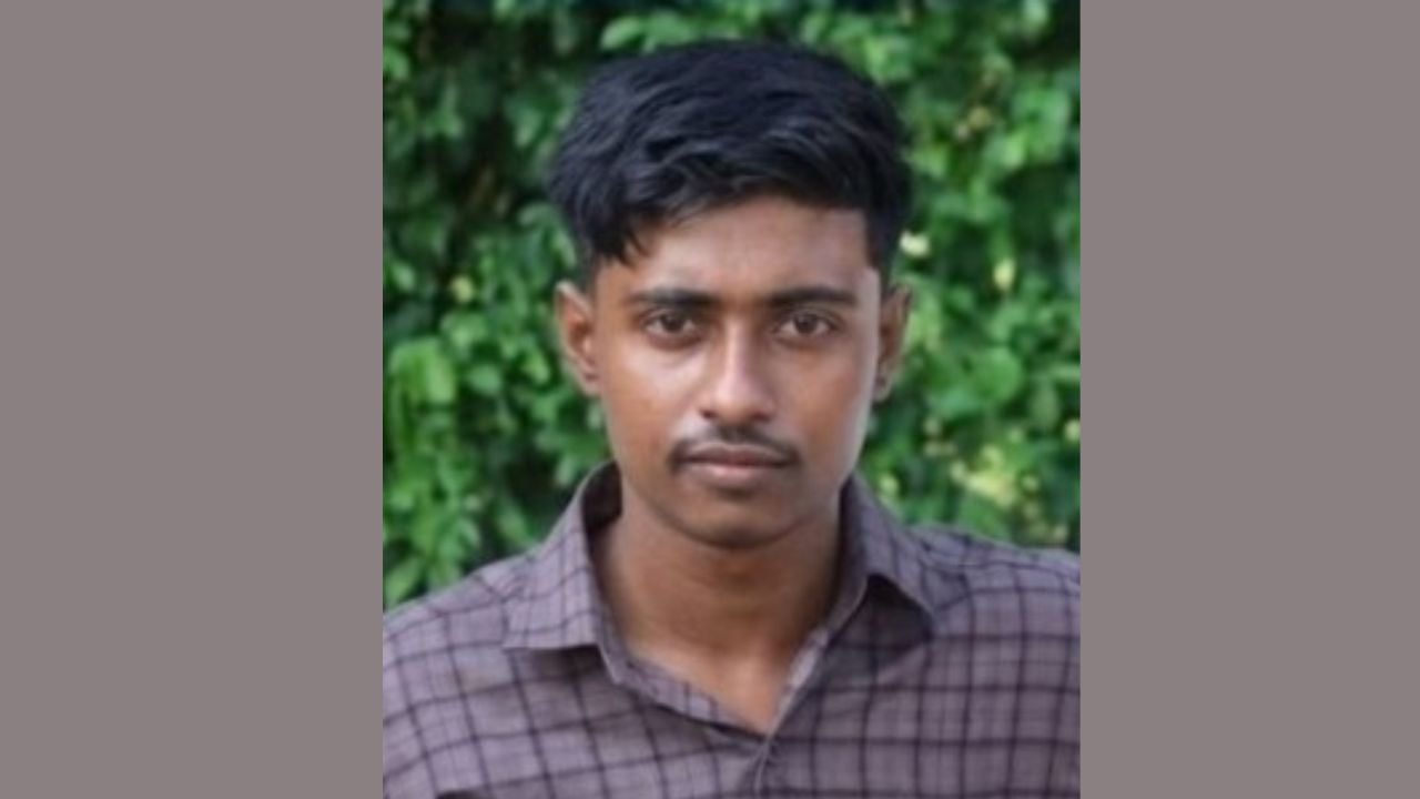 আড়াই ঘণ্টার পতাকা বৈঠকের পরও খোঁজ মেলেনি ডিপজলের