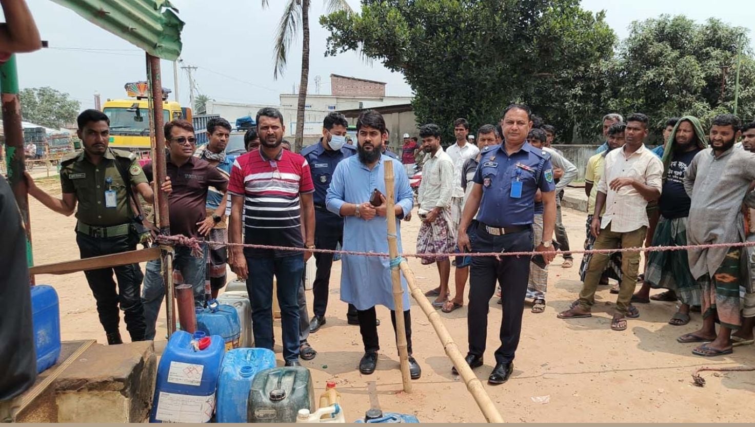 পোরশায় তেল পাম্পকে ২০ হাজার টাকা জরিমানা