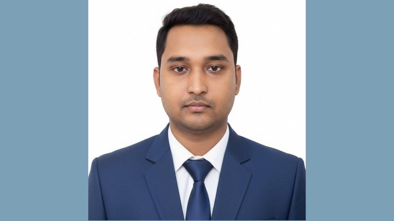 সাংবাদিকদের তথ্য দিতে ঠিকাদারের কাছে অনুমতি নিলেন প্রকৌশলী