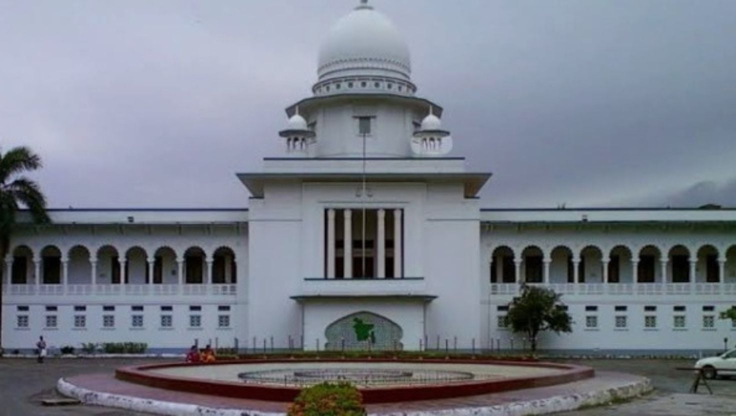 রায়গঞ্জের দুটি শিল্প প্রতিষ্ঠানের নদী দূষণ বন্ধে হাইকোর্টের রুল